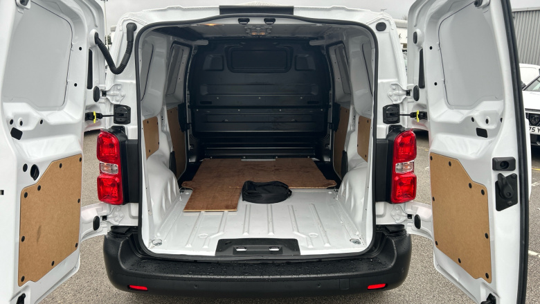 Peugeot Expert E-L1 100kW 75kWh Professional Van Auto